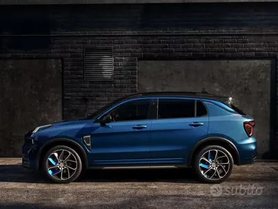 Usata Lynk & Co 01 179 CV (131 kW) 2022 Bluazzurro SUV