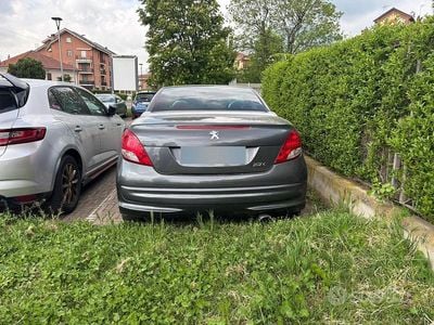 Usata Peugeot 207 CC 120 CV (88 kW) 2011 Grigio Cabrio