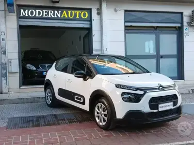 Usata Citroën C3 Shine 102 CV (75 kW) 2021 Bianco Utilitaria