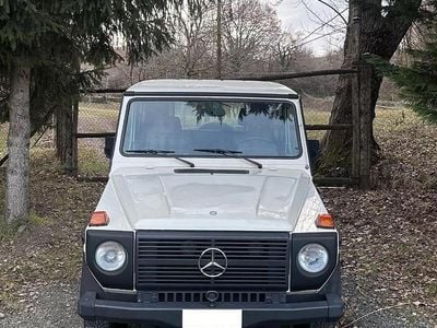 Usata Mercedes 200 109 CV (80 kW) 1988 Bianco SUV