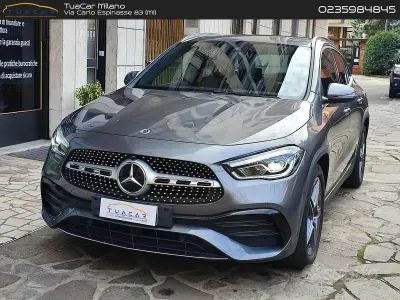 Usata Mercedes GLA180 Premium 116 CV (85 kW) 2022 Grigio SUV