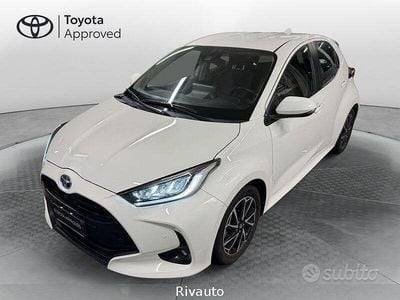 Usata Toyota Yaris Hybrid Trend 116 CV (85 kW) 2022 Bianco Berlina