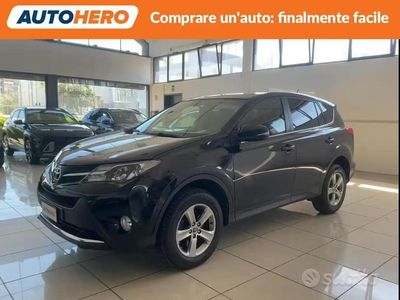 Begagnad Toyota RAV4 Active 123 HK (90 kW) 2015 Svart SUV