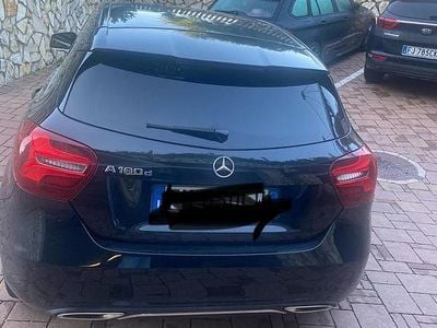 Usata Mercedes A180 90 CV (66 kW) 2017 Nero Berlina