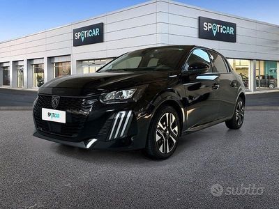 Usata Peugeot 208 Allure 102 CV (75 kW) 2025 Nero Utilitaria