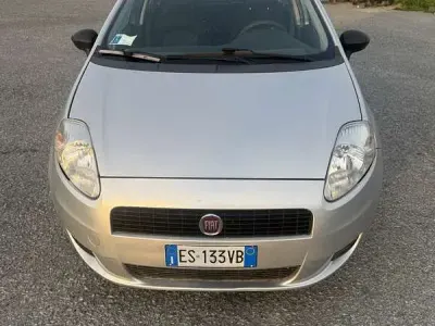 Usata Fiat Grande Punto S 75 CV (55 kW) 2013 Utilitaria
