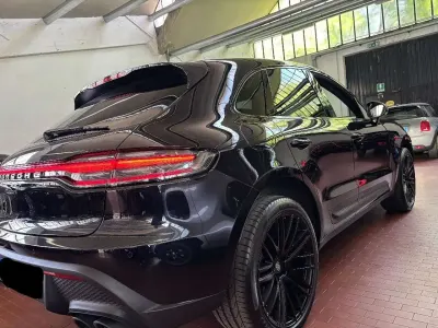 Usata Porsche Macan 381 CV (280 kW) 2022 Nero SUV