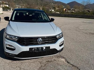 Używany VW T-Roc 116 KM (85 kW) 2020 Biały SUV