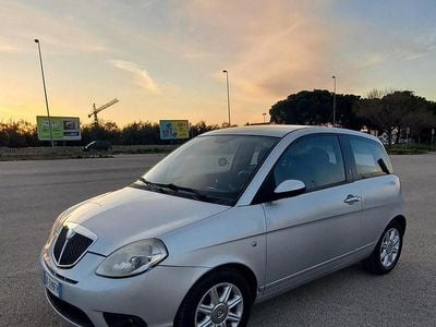 Usata Lancia Ypsilon 2007 Utilitaria