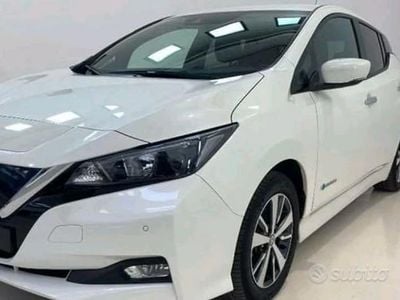 Usata Nissan Leaf Tekna 89 kW (122 CV) 2019 Bianco Utilitaria