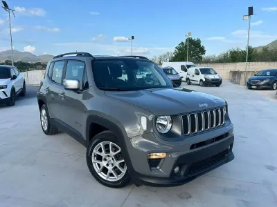 Usata Jeep Renegade Limited 131 CV (96 kW) 2022 Grigio pastello SUV