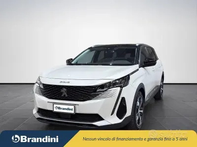 Usata Peugeot 5008 Allure 131 CV (96 kW) 2021 Bianco madreperla SUV
