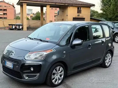 Usata Citroën C3 Picasso 109 CV (80 kW) 2010 Grigio Monovolume
