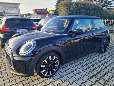Usata Mini ONE 102 CV (75 kW) 2022 Grigio Utilitaria