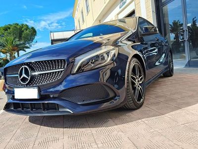 Usata Mercedes A180 Premium 109 CV (80 kW) 2017 Berlina