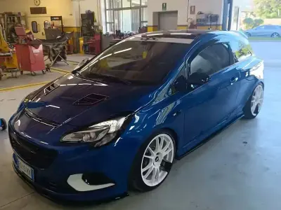 Usado Opel Corsa OPC 207 CV (152 kW) 2016 Azul Utilitario