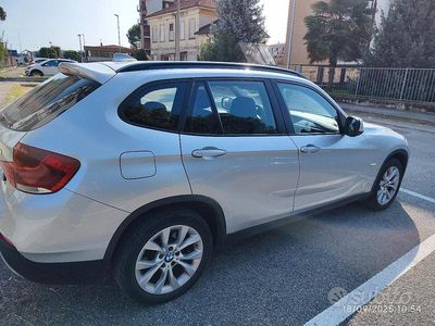 Usata BMW X1 177 CV (130 kW) 2011 Grigio SUV