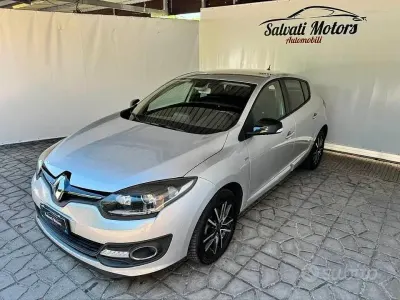 Usata Renault Mégane LIMITED 110 CV (80 kW) 2015 Grigio Berlina