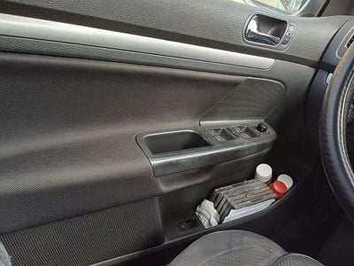 Usata VW Golf IV Sportline 140 CV (102 kW) 2004 Berlina