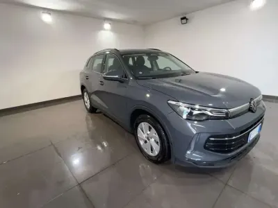 Usata VW Tiguan Life 150 CV (110 kW) 2025 Grigio SUV