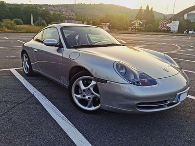 Usata Porsche 911 Carrera 4 300 CV (220 kW) 2000 Argento Coupé