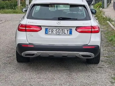 Usata Mercedes E220 All-Terrain Premium Plus 194 CV (142 kW) 2018 Station wagon
