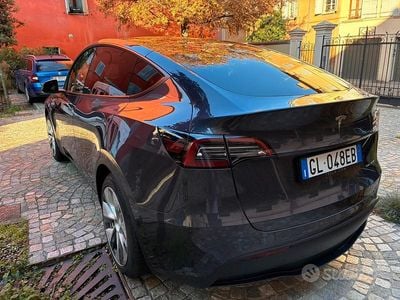 Usata Tesla Model Y Long Range AWD 378 kW (514 CV) 2022 SUV