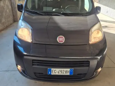 Usata Fiat Qubo Trekking 95 CV (69 kW) 2011 Nero Monovolume