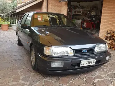 Usado Ford Sierra 200 CV (147 kW) 1990 Berlina