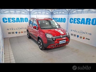 Usata Fiat Panda Cross Cross 70 CV (51 kW) 2024 Rosso passione Utilitaria