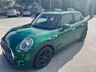 Usata Mini ONE 102 CV (75 kW) 2020 Verde Utilitaria