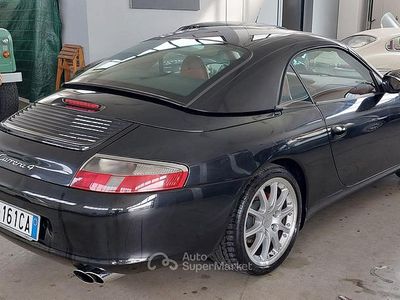 Usata Porsche 911 Carrera 4 Cabriolet 320 CV (235 kW) 2002 Nero Cabrio