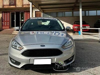 Usata Ford Focus 101 CV (74 kW) 2016 Grigio Berlina
