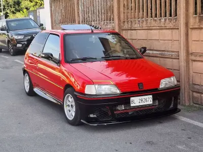 Usata Peugeot 106 50 CV (36 kW) 1993 Rosso Utilitaria