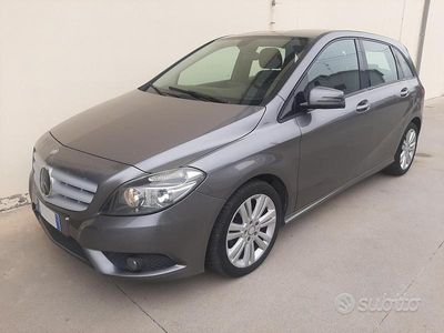 Grigio Usata 2012 Mercedes B180 Premium Monovolume | 6500 € (Buon prezzo)
