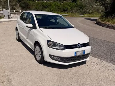 Usata VW Polo Trendline 75 CV (55 kW) 2013 Bianco Utilitaria