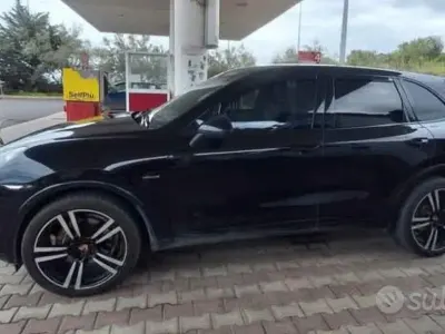 Usata Porsche Cayenne 245 CV (180 kW) 2013 Nero SUV