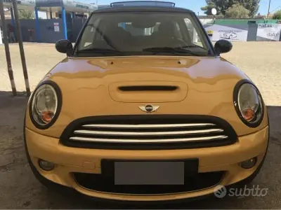 Usata Mini Cooper D 109 CV (80 kW) 2007 Giallo Utilitaria
