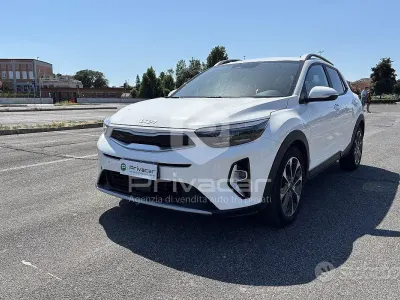 Usata Kia Stonic Style 100 CV (73 kW) 2023 Bianco SUV