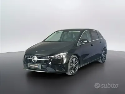 Usata Mercedes B180 Advanced 116 CV (85 kW) 2023 Nero Utilitaria