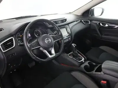 Usata Nissan Qashqai N-Connecta 116 CV (85 kW) 2020 Bianco SUV