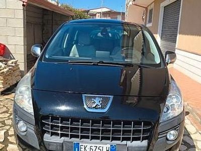 Usata Peugeot 3008 112 CV (82 kW) 2012 Nero Station wagon