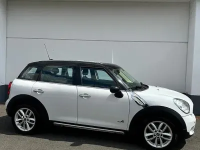 Usata Mini Cooper D Countryman 2016 Bianco SUV