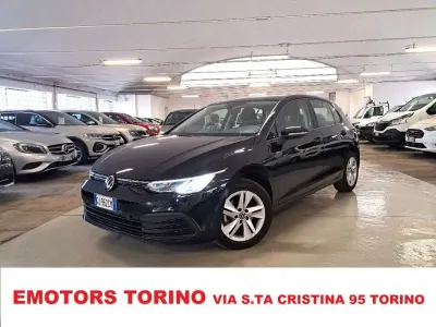 Usata VW Golf VIII Life 116 CV (85 kW) 2022 Nero Berlina