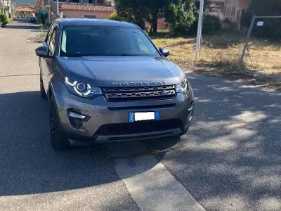 Usata Land Rover Discovery Sport HSE 150 CV (110 kW) 2017 Grigio SUV