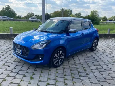 Usata Suzuki Swift 90 CV (66 kW) 2018 Blu/azzurro Utilitaria
