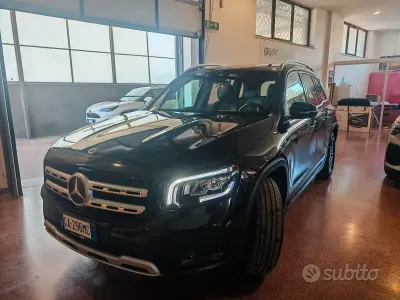 Usata Mercedes GLB250 Premium 224 CV (164 kW) 2020 Nero SUV