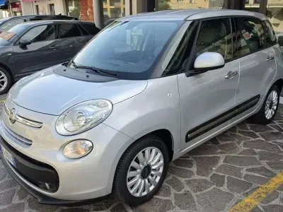 Usata Fiat 500L Lounge 95 CV (69 kW) 2015 Argento Monovolume