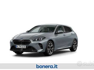 Nuova BMW 120 M Sport 170 CV (125 kW) 2025 Storm bay metallizzato Utilitaria