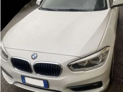 Usata BMW 118 Advantage 150 CV (110 kW) 2016 Utilitaria